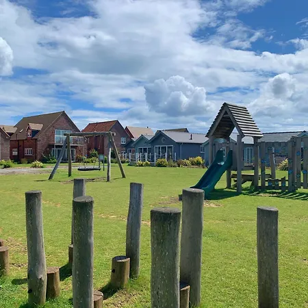 51 Sunrise At The Bay Filey, Sleeps 6