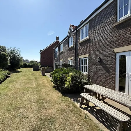 51 Sunrise At The Bay Filey, Sleeps 6 Filey